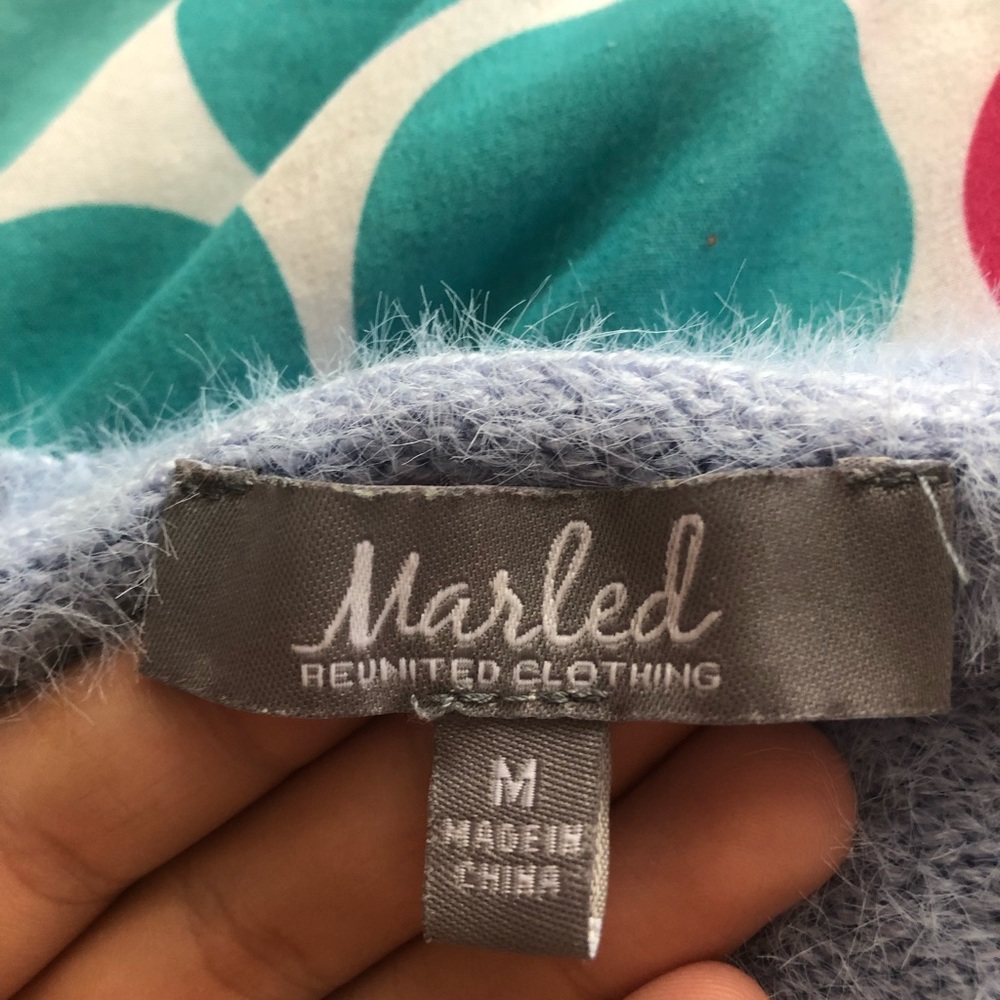 Soft sweater - Picture 3 of 3